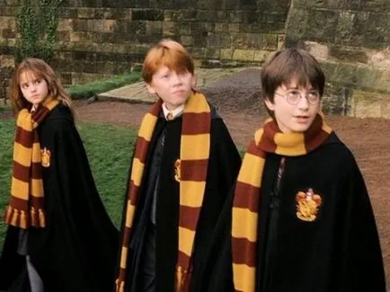 Cum de a lega o eșarfă ca Harry Potter