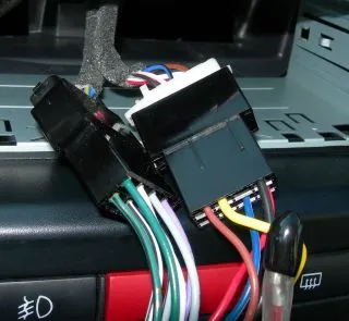 Cum se instalează radio - cum se instalează o mașină cu mâinile