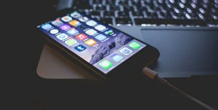 Hogyan lehet eltávolítani a szürke sáv alján a képernyő az iPhone, tájékoztat alma