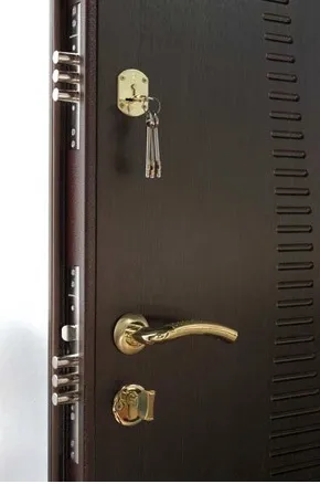 Как да изберем метална врата