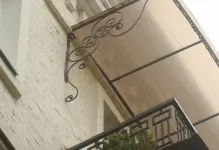 Acoperișul de pe instalația balcon etaj, modul de a face loggia cu mâinile lor, iar partea de sus pe acoperiș