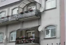 Acoperișul de pe instalația balcon etaj, modul de a face loggia cu mâinile lor, iar partea de sus pe acoperiș