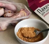 Пилешки бутчета с чесън и червен пипер, запечени в рецепта снимка микровълнова фурна