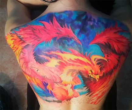 Puțini oameni știu valoarea unui tatuaj Phoenix, deoarece