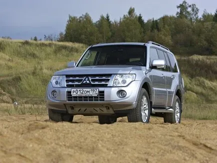 Mitsubishi Pajero срещу Паджеро спорт каква е разликата