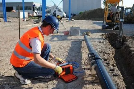 Instalarea tehnologiei de conducte din plastic cu propriile lor mâini