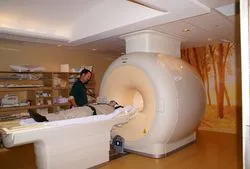 MRI az agy artériák tünetek, jelek, hogyan kell ezt elvégezni