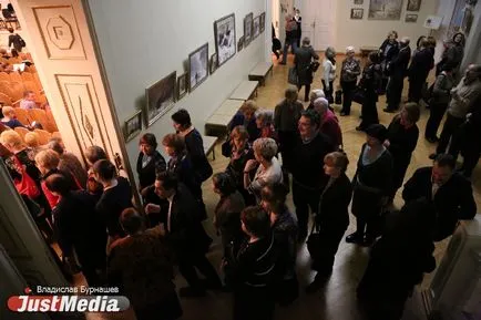 Zene akkor szeretni is farmer, még estélyi ruhák 