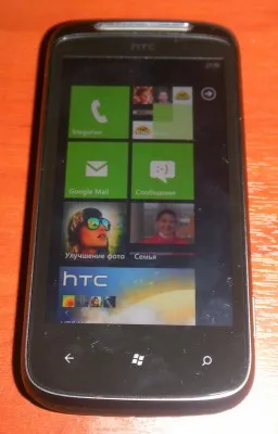 Revizuirea primul telefon inteligent cu Windows Phone 7 în România mozart htc, nikroblozhek