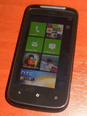 Revizuirea primul telefon inteligent cu Windows Phone 7 în România mozart htc, nikroblozhek