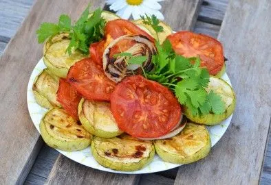 Zöldség a grill receptek fotókkal, hozoboz - ismerjük mind az étel