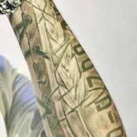 tatuaje sensul original si Busta
