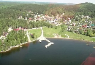 Lacul Tavatuy, recreere Tavatuy, centrul turistic al regiunii Sverdlovsk din Urali vacanța