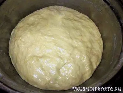 Pogácsákat burgonyával a sütőben - lépésről lépésre recept fotókkal, és finom és egyszerű