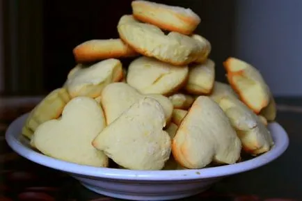 A cookie-k tejföllel receptek fotó