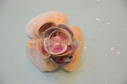 Gyertyatartó készült kagyló saját kezűleg