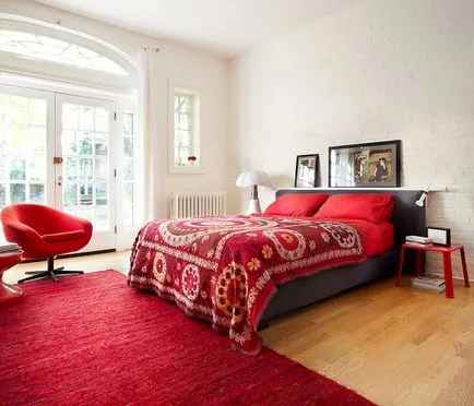 Кувертюри във вътрешността на спалня, красив модел в модерен стил, как да изберете цвета