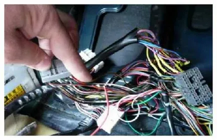 Reparare instalatii electrice si echipamente electrice pe o gazela, cu o garanție de NEXT