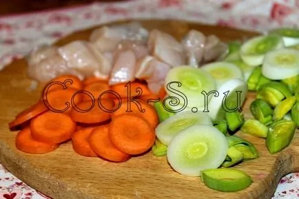 Ориз с пилешко, лук и моркови - стъпка по стъпка рецепта със снимки, различен