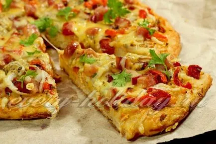 Pizza sonkával és csirke