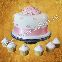 Колко което се нуждаете за сватбената торта, как да се изчисли теглото на тортата на сватбата, колко килограма, за да се