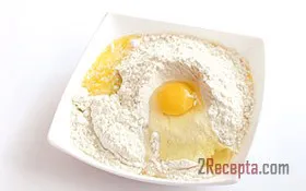 Kolbász az élesztős tészta - lépésről lépésre recept fotók