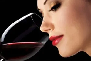 Interpretarea de vis vin roșu într-o sticlă într-un vis pentru a vedea ce vise