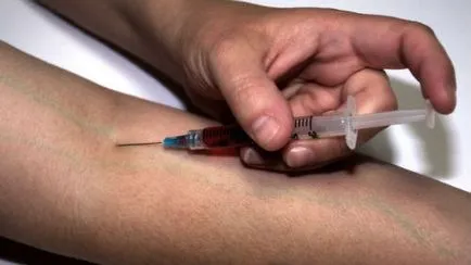 Vis a rezerva o seringă pentru injecție într-un vis ce vise înțepa seringă