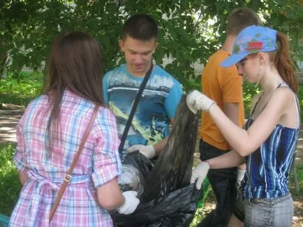 Teens magukat, mint a szülők, hogy megszerezzék a hitelesség a gyermek