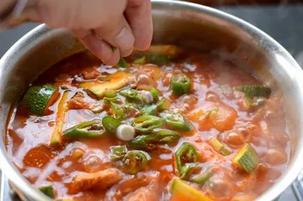 Задушени тиквички рецепти са бързи и вкусни с патладжан, моркови и лук, зеленчуци и картофи