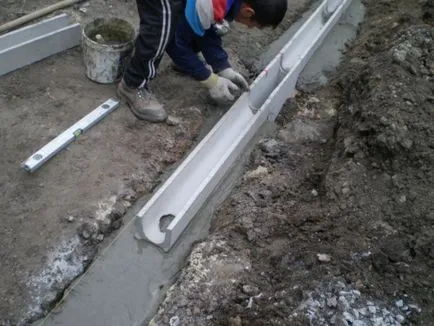 Tipuri de tăvi de scurgere din beton normele de instalare de canalizare - doar