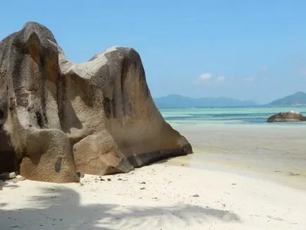 Paradisul în Seychelles, în revizuirea