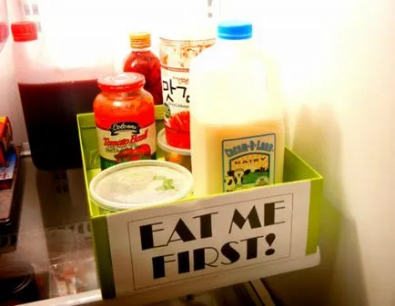 10 Ways, hogy egyszer és mindenkorra, hogy helyreállítsa a rendet a hűtőben minden a polcokon!