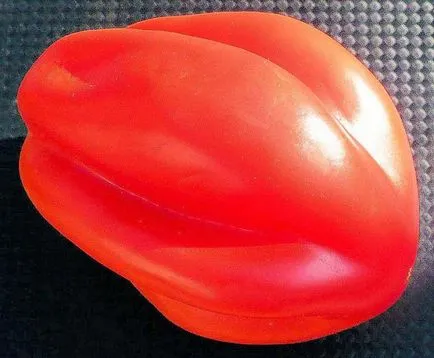 soiuri de tomate striate