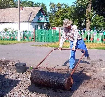 Асфалтиране на собствени пътища и достъп до къщата, построяване на къща за себе си