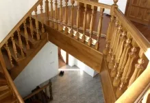 Balustri pentru scări din lemn fotografie a instala propriile lor mâini, dimensiunea, video cum să stabilească Oak