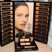 Bobbi Brown (Bobbi Braun) - produse cosmetice, comentarii și cuprinde toate magazinele