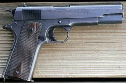 Colt M1911 luptă pistol de calibru 45, caracteristicile tehnice ale caracteristicilor de performanță, descrierea cu fotografii și video