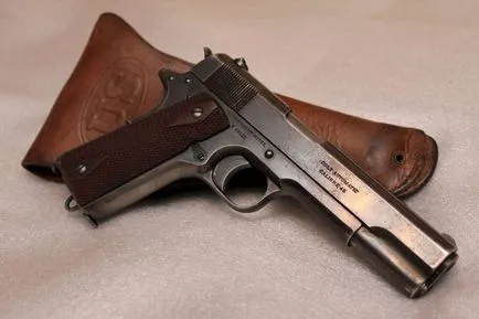 Colt M1911 борба пистолет калибър 45, техническите характеристики на работните характеристики, описанието със снимки и видео