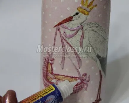 Decoupage egy üveg, mint egy ajándék gyermek születésnapját