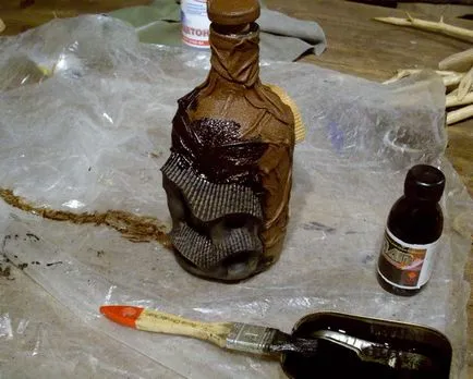 Декорирайте бутилката с помощта на кожа и керамика - Справедливи майстори - ръчна изработка, ръчно изработени