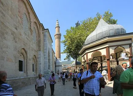 Két török ​​mecsetek egy - egy példa a dzsihád, a másik - a tolerancia