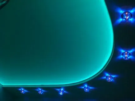 Giprochny mennyezet háttérvilágítású saját kezét fotók és videók