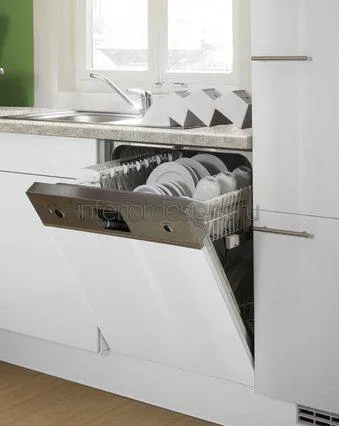 Interior de o mică bucătărie - recomandări privind plasarea mașinii de spălat vase