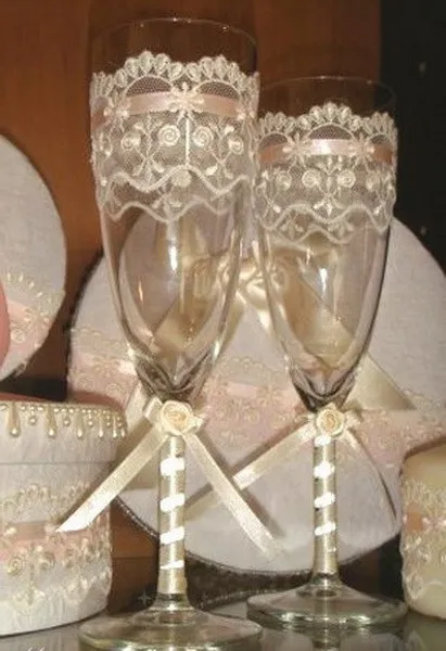 Cum se poate decora ochelarii de nunta