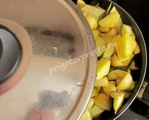 Как да се пържи картофи и патладжан - приготвят лесни и вкусни!