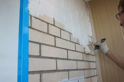 Cum să picteze un zid de cărămidă pe balcon, cu balcoane sale mâini foto și video de interior cu cărămidă