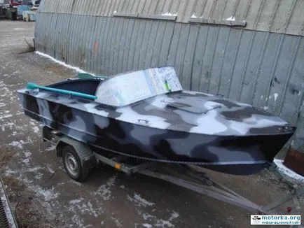Cum să picteze barca Crimeea în camuflaj, cum să picteze barca