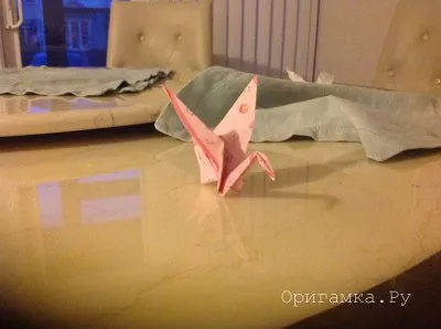 Cum sa faci o macara de hârtie din hârtie - pliere tehnica figurine origami modular