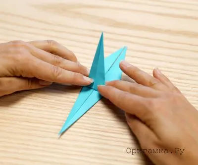 Cum sa faci o macara de hârtie din hârtie - pliere tehnica figurine origami modular